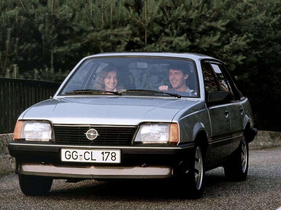 Opel Ascona CC SR 1981 года  (фото 6 из 11)
